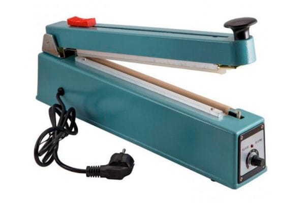 Fundraising: heat sealers for packing pies for fast delivery